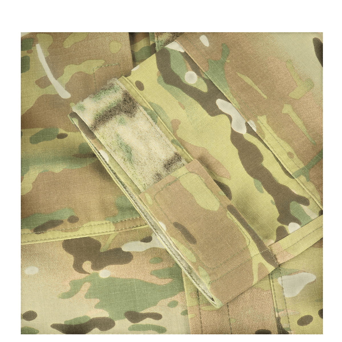 M-Tac Feltjakke NYCO Extreme i Multicam-mønster, robust kampjakke stofdetalje.