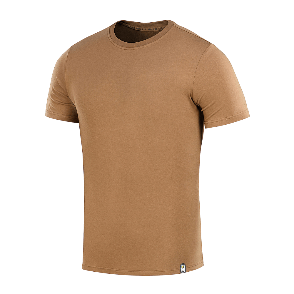 M-Tac T-shirt 93/7 Summer i brun, lavet af 93% bomuld og 7% elastan, ideel til varme sommerdage med komfort og stil.