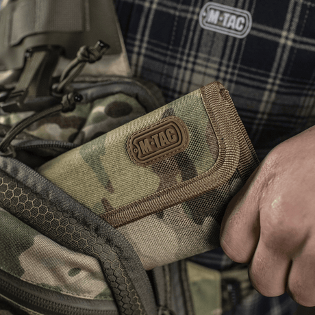 M-Tac Plånbok Elite Gen.II i kamouflagemönster och hållbart Cordura 500D-material, idealisk för kort, sedlar och dokument. Stilfull M-Tac-logotyp.