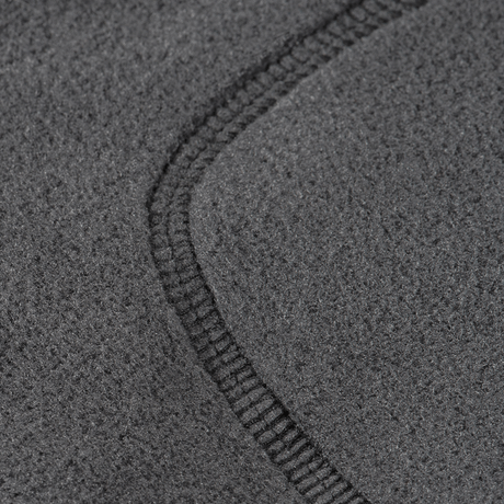 Detalje af M-Tac Nord Polartec Fleecejakke med premium Polartec® 200 Series fleece, der viser tekstur og syninger.