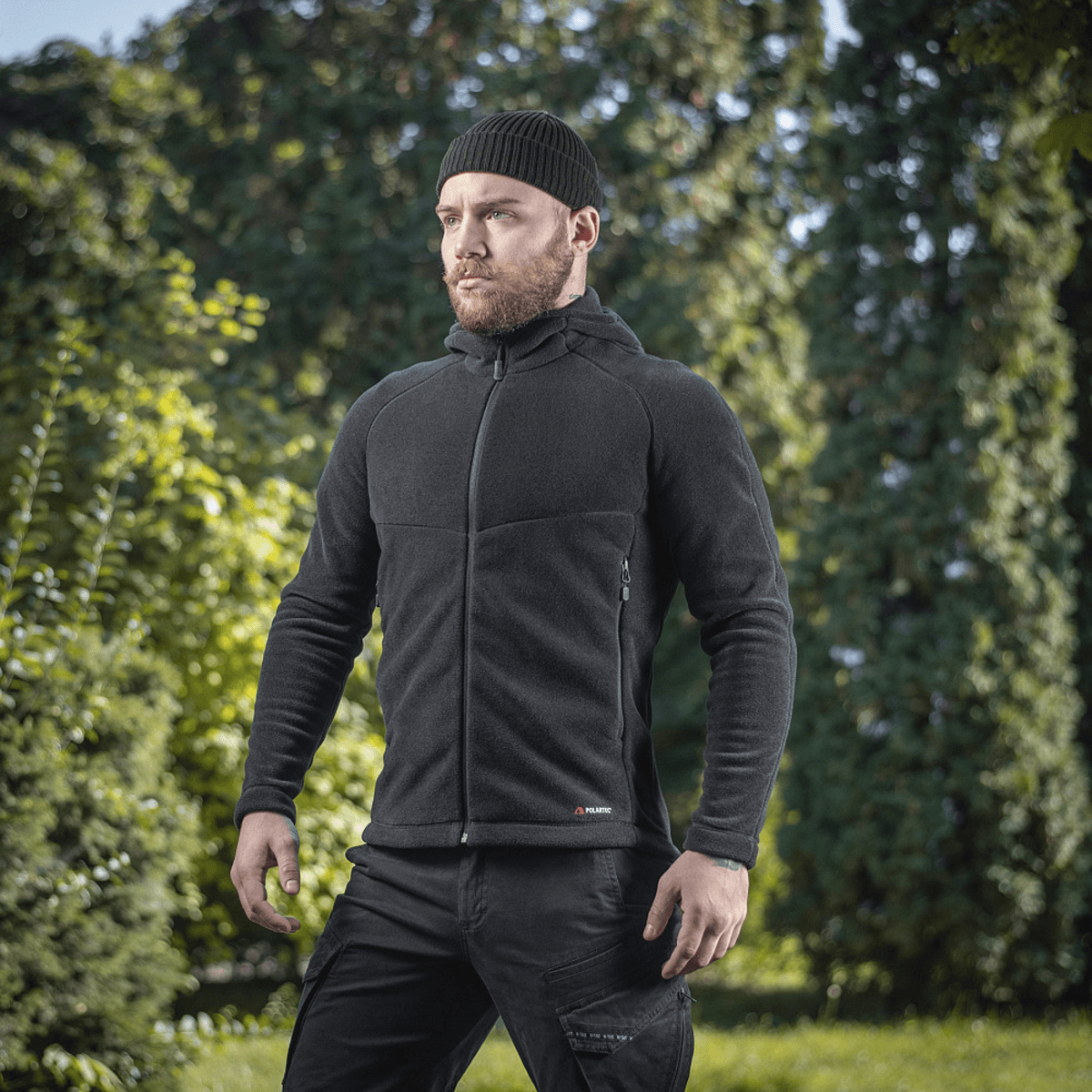 M-Tac Sprint Fleece Sweatshirt Polartec til mænd udendørs i naturen, med holdbar Polartec® 200 Serie fleece, formidler varme og komfort.