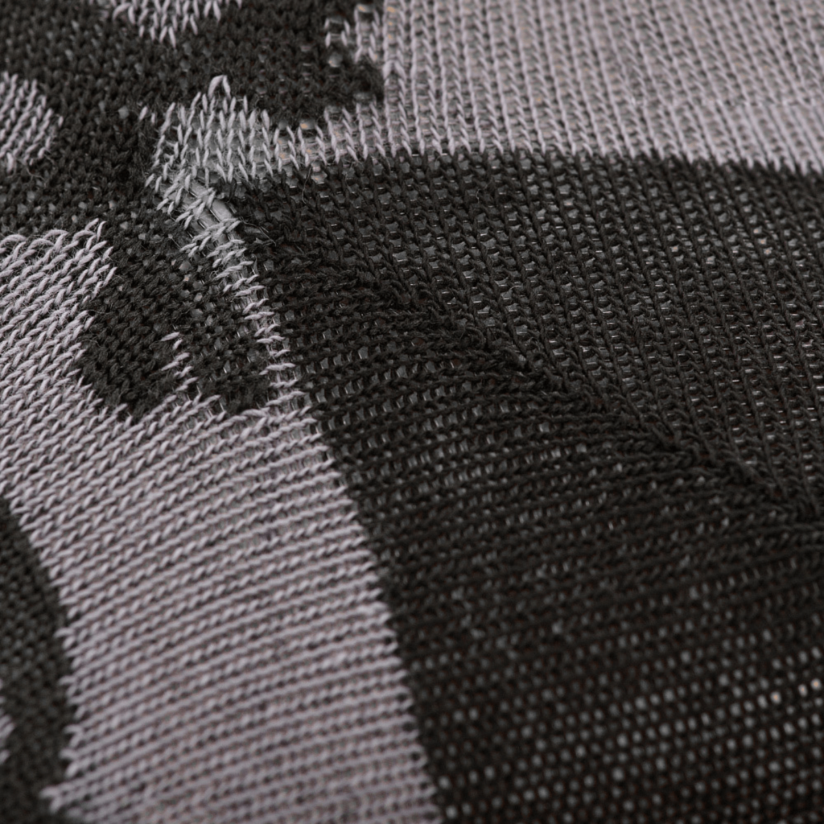 M-Tac Letvægtssokker Mk.3 Pirate Skull med ergonomisk design og åndbart materiale, ideelle til sommerens trekking og hverdagsbrug.