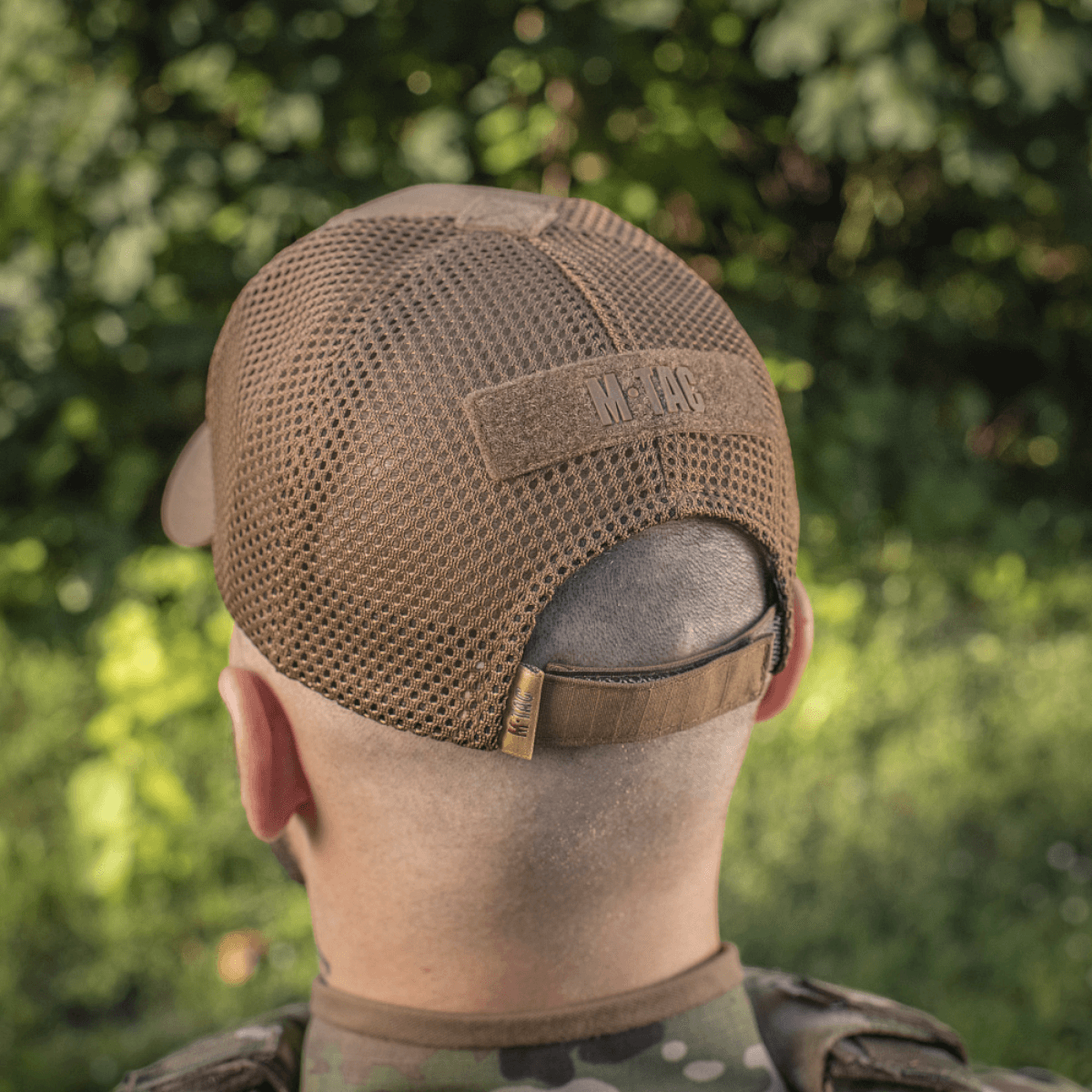 M-Tac Baseball Cap Ripstop Elite Flex i brun farve med elastisk pasform. Ideel til udendørs brug for stil og komfort.