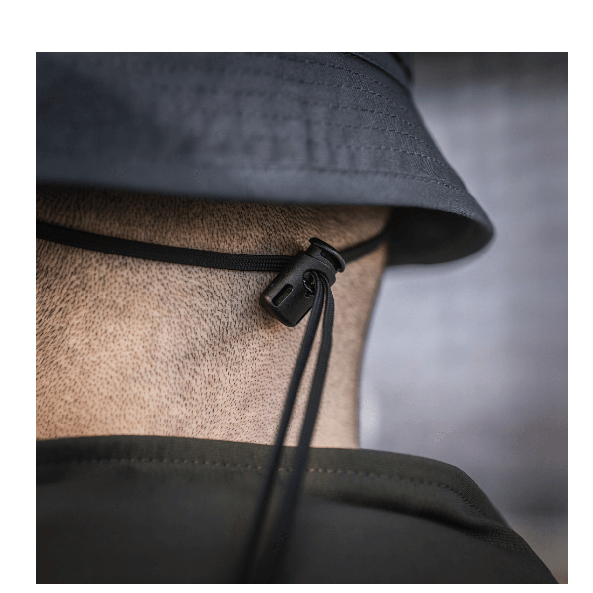 M-Tac Panamahat Gen. II Flex Rip-Stop bagfra med justerbar rem, perfekt til hverdagsbrug, lavet af slidstærkt rip-stop stof. Stilfuld og komfortabel.