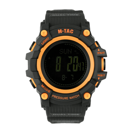 M‑Tac Taktisk Adventure-klocka i svart och orange med altimeter, barometer och 3D-stegräknare på displayen.