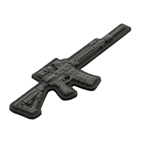 M-Tac AR-15 3D PVC Patch med 3D AR-15 motiv, lavet af holdbar PVC-gummi, størrelse 50x60mm, med Velcro hook for nem fastgørelse.