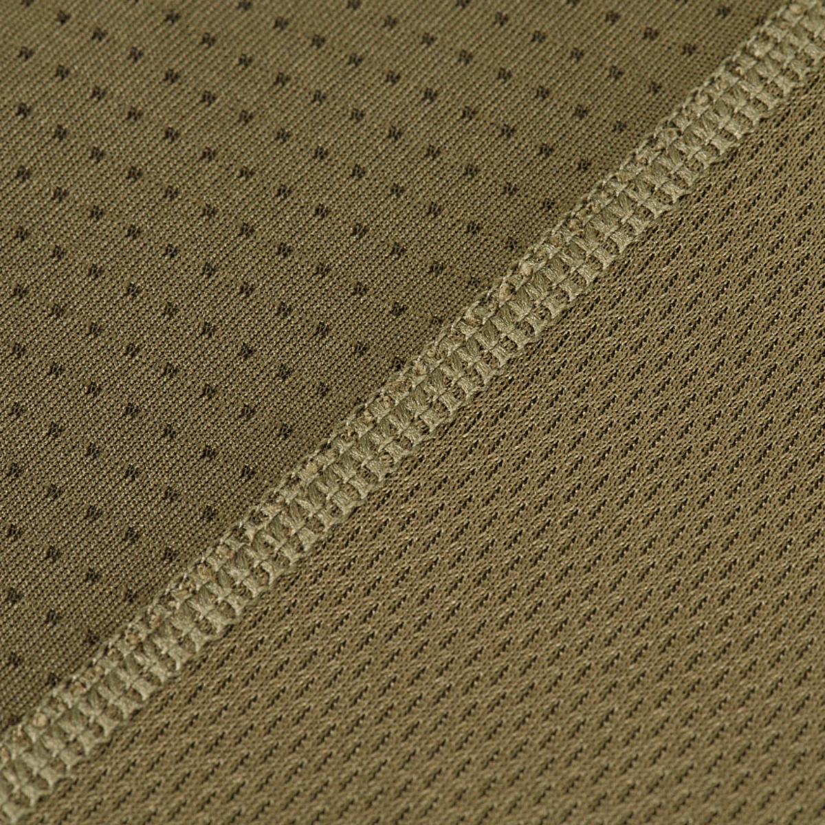 Nærbillede af stofdetaljer på M-Tac Athletic Tactical Gen.II T-shirt – funktionel t-shirt med højtekno-polyester materiale