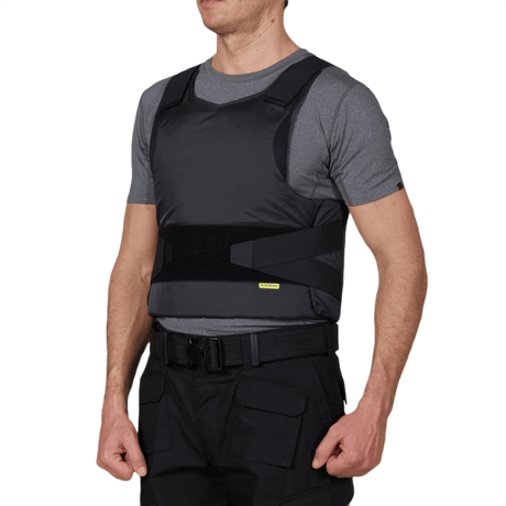 Anorak Rhodium® Concealable II Stick- & Skottsäker Vest med hög diskretion och skydd mot skjutvapen och stickvapen, svart design.