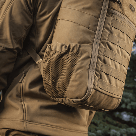 M-Tac Rygsäck Gen. II Elite – Small med koffertöppning, elastiska mesh-fickor och NIJ-certifiering, vist i galleri position 1.