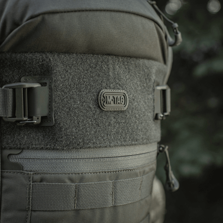 M-Tac Ryggsäck Gen. II Elite – Small med modulärt MOLLE-system, slitstarkt material och praktiska spännen, visad i galleri position 1.