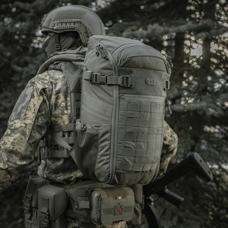 M-Tac Ryggsäck Gen. II Elite – Small med modulärt MOLLE-system, slitstarkt material och koffertöppning, visad i galleri position 1.