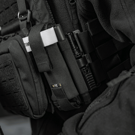 M-Tac Elastisk Tourniquet Holder Gen. III i robust Cordura 500D med elastisk lukning, NIJ-certificeret og designet til sikker fastgørelse, galleri position 1.