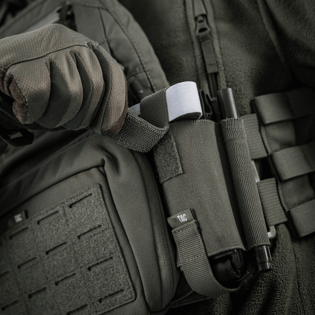 M-Tac Elastisk Tourniquet Holder Gen. III i slidstærkt Cordura 500D med NIJ-certificering, taktisk montering, galleri position 1.
