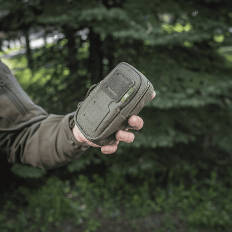 M-Tac PC Utility-väska Elite Hex i svart med MOLLE-kompatibel montering, hållbart material och NIJ-certifiering, galleri position 1.