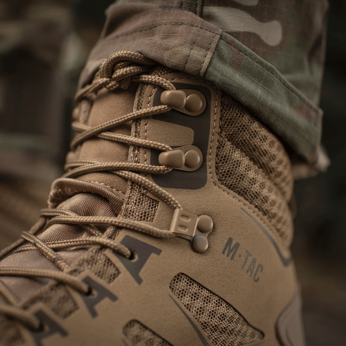 M-Tac Taktiske Sommerstøvler Iva, åndbar mesh og syntetisk nubuck design for komfort i varme forhold, tæt vævet ydre mesh. Ideelle til terrænvandring.