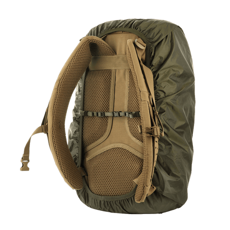 M-Tac Ryggsäcksskydd Large skyddar ryggsäckar mot väder och vind, lämpad för friluftsliv och militärt bruk. Nylon PU-belagd, passar upp till 60L.