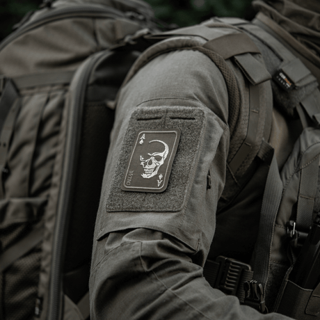 M-Tac Patch Face of War (Broderi) med kraniedesign inspirerad av Vietnamkriget fäst på kläder med Velcro.