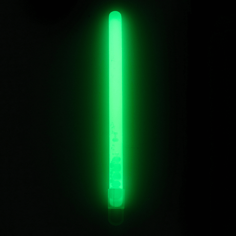 M-Tac Glow Stick 15 cm upplyst i mörkret, självständig ljuskälla, giftfri och mångsidig för markering, signalering och belysning.
