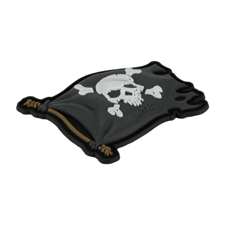 M-Tac Patch Jolly Roger PVC, 3D-design i svart och vitt, tillverkad av PVC med Velcro, äventyrssymbolik, 8x5 cm, för kläder och taktisk utrustning.