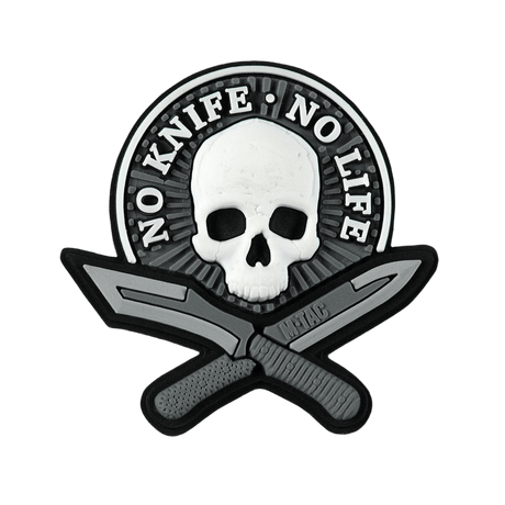 M-Tac Patch No Knife – No Life 3D PVC, taktisk morale-patch med skalle och knivar, 3D-effekt, Velcro på baksidan, 50x50 mm.