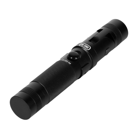 M-Tac Ficklampa A180 i aluminium med justerbar ljusriktning och magnet, 140 lumen, kompakt och praktisk design, idealisk för fria händer.