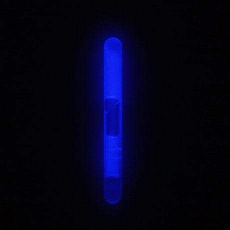 M-Tac Light Sticks 4,5x40 mm (10 st) i blått sken, icke-giftig och icke brännbar, lämplig för mörka områden och signalering.