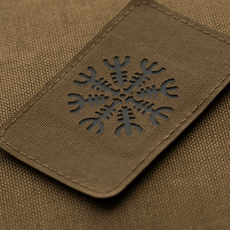 M-Tac Patch Helm of Horror Vågrät Laser Cut med ægishjálmur. Tillverkad i Cordura 500D med Velcro-fäste, passar för taktik.