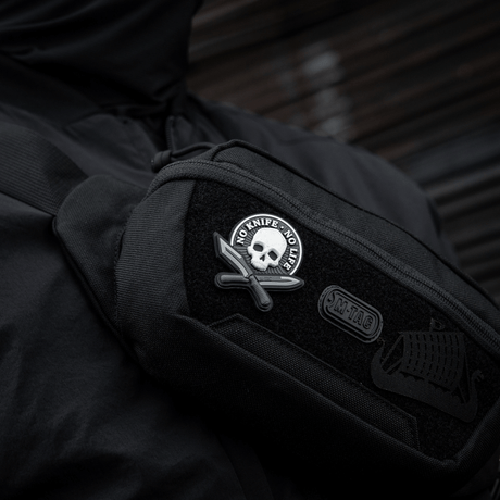 M-Tac Patch No Knife – No Life 3D PVC på svart taktisk väska med Velcro, 50 x 50 mm, inspirerad av Blade Brothers. Perfekt för utrustning