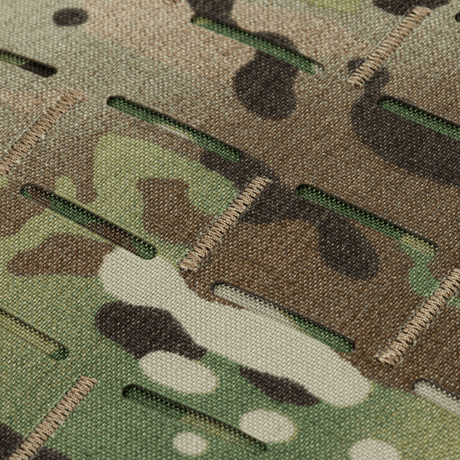 Närbild av Cordura 500D-material på M-Tac Plate Carrier Cuirass FAST Elite Gen.II, visar textur och hållbarhet