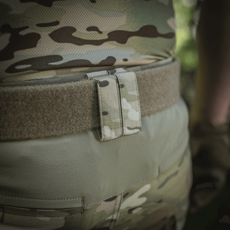 Nærbillede af M-Tac Shorts STURM Gen.II Nyco Extreme med kamouflagemønster og holdbare materialer til taktisk brug