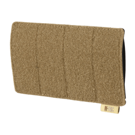 M‑Tac Tactical Morale Patches Display Board med plastbas för MOLLE-system, perfekt för organisering av patches, mått 160 x 85 mm.