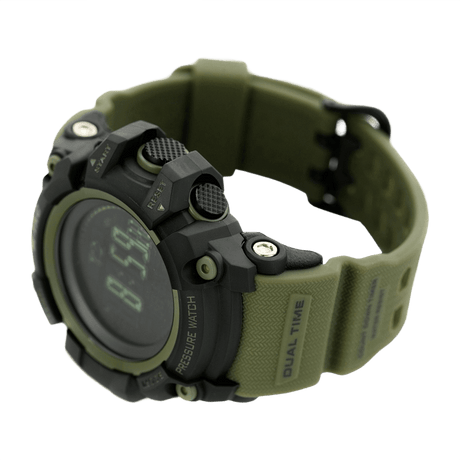 M‑Tac Taktiskt Adventure-ur med robust urkass, altimeter, barometer, kompass och stegräknare. Perfekt för outdoor-äventyr