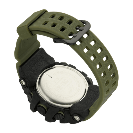 M‑Tac Taktiskt Adventure-ur med robust grön urrem och rostfri stålkant, lämpligt för outdoor och militärt bruk, sedd bakifrån