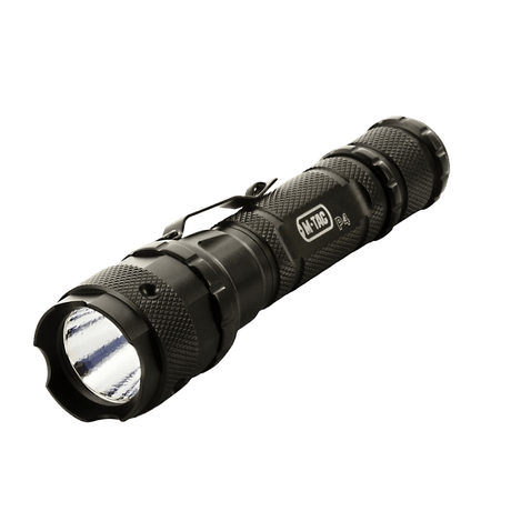 M-Tac P4 taktisk LED-ficklampa i aluminium med hög, låg och strobe-läge. Idealisk för taktiskt bruk och outdoor.