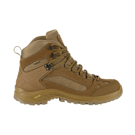 M-Tac Taktiska Demi-Season Stövlar Pro Line i slitstarkt suede och Cordura med Vibram-sula, designade för taktiska uppdrag och vandring.