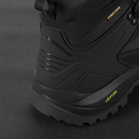M-Tac Taktiska Demi-Season Stövlar Pro Line med Vibram-sula, designade för taktiska uppdrag och vandring, närbild av hälen.
