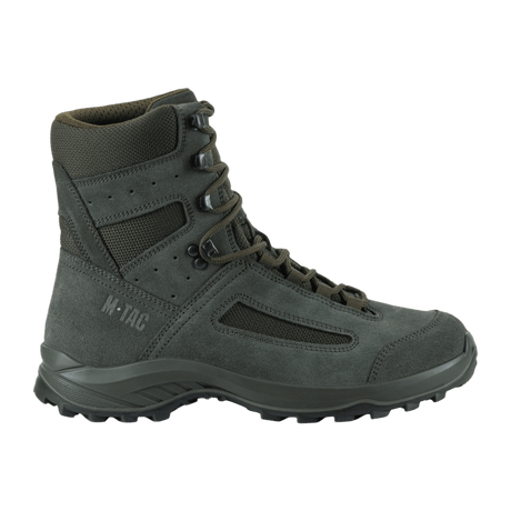 M-Tac taktiska sommarskor i olivgrönt, designade för komfort i varma och krävande terräng, tillverkade i läder och Cordura® mesh.