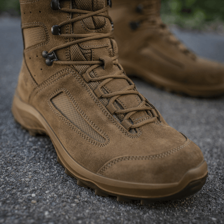 Närbild av M-Tac taktiska sommarskor i mocka och Cordura® mesh, designade för komfort på varma dagar och krävande terräng.