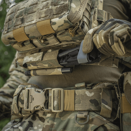 M‑Tac Tourniquet Pouch Elastic Gen.5 i brug på taktisk udstyr under feltforhold