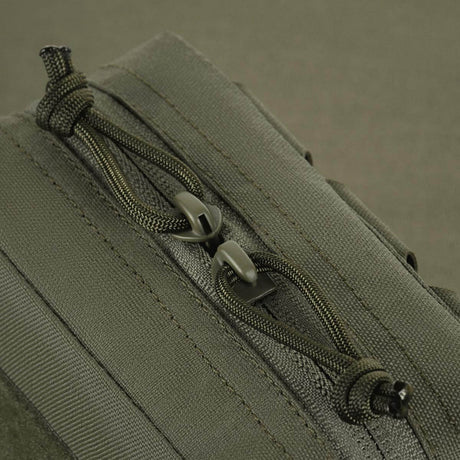 M-Tac Utilityväska Elite Small i robust material med dubbla dragkedjor och modulärt beslag, visad i galleri position 1.