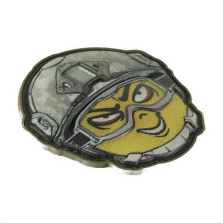 M-Tac Patch Emoji #23: Taktisk 3D morale patch i PVC med Velcro, perfekt för kläder eller utrustning. Storlek 6.5 x 6.5 cm, rolig och uttrycksfull.