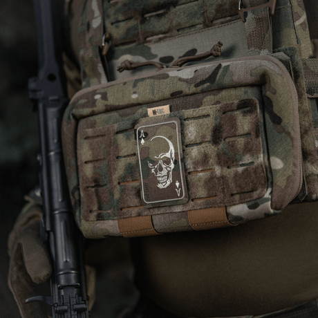 M-Tac Patch Face of War (Broderi) på kamouflageväska med kraniemotiv, broderad Cordura 500D, inspirerad av Vietnamkriget.