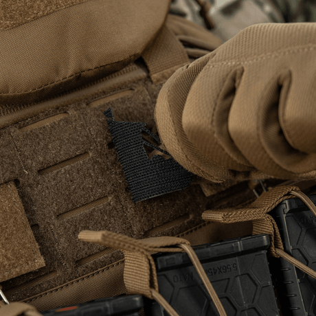 M-Tac Patch Viking Evac fäst på taktisk väst.