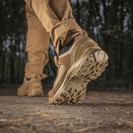 Tactical Sneakers Demi-Season – Let og komfortabel til trekking, trail running og outdoor-aktiviteter, i naturlæder og Cordura.