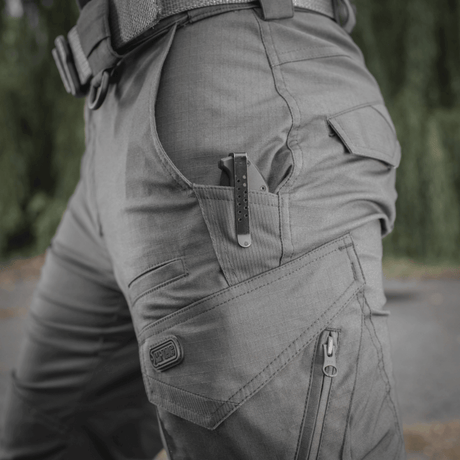 M-Tac Taktiske Bukser Aggressor Gen. II Flex med ripstop stof og lommer, perfekt til træning og udendørs aktiviteter.