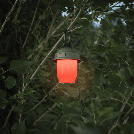M-Tac Turist Hänglampa, retrodesign hänglampa i rött ljus för camping, med modern LED-teknik och uppladdningsbart batteri, 200 lumen.