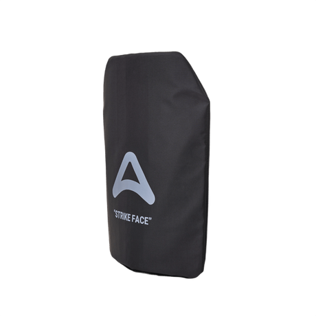 Anorak Niobium® Insert (SAPI) skyddspanel med avancerade multi-trussel funktioner för maximal säkerhet mot vapen.