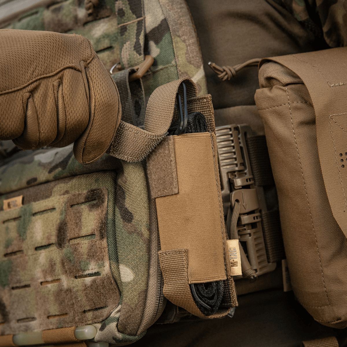 M-Tac Tourniquet Pouch Elastisk VELCRO Gen.II på taktisk vest med hurtig adgang til tourniquet, lavet af Cordura 500D