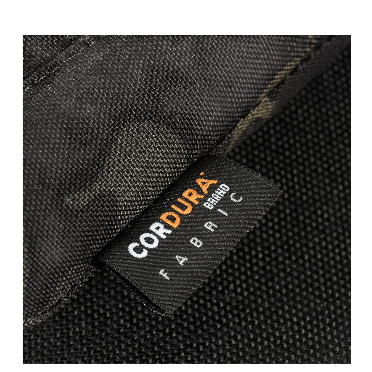 Etiketten på M-Tac Smartphone Lomme Elite Large Hex lavet af CORDURA materiale