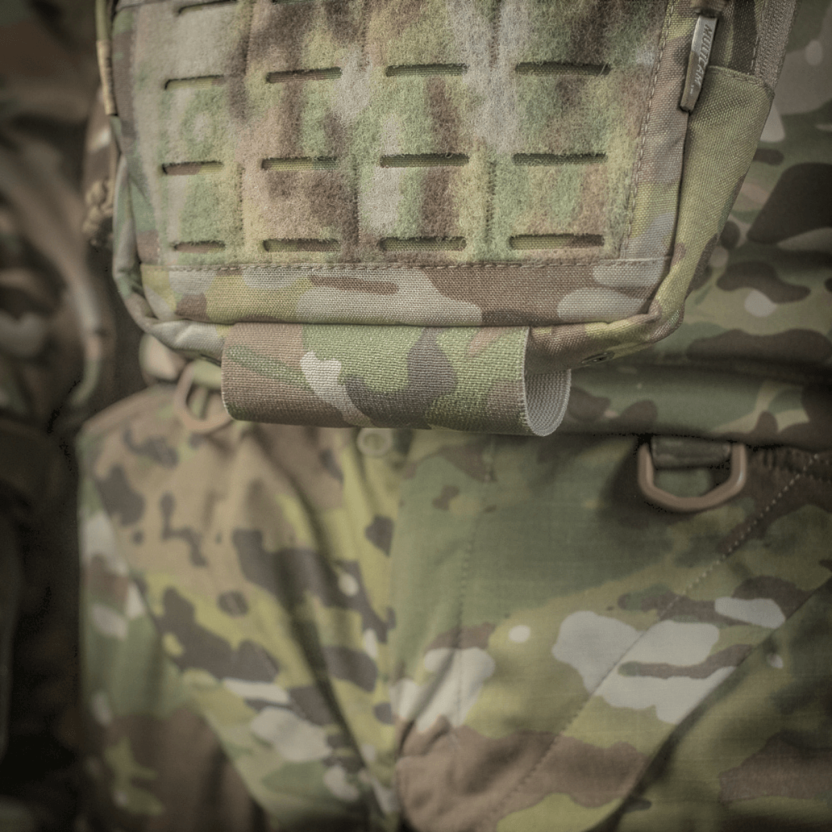 M-Tac Lomme til Tilbehør Lower Large Elite i slidstærkt Cordura 500D-materiale med camouflage mønster, praktisk og funktionel design.